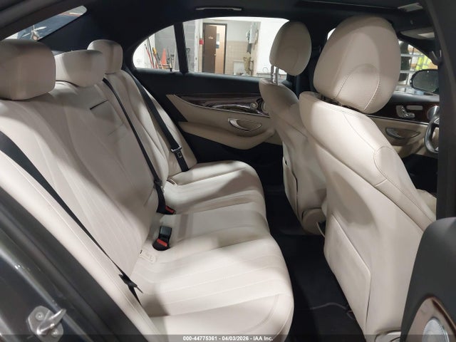 Продаж на аукціоні авто 2017 Mercedes-benz E 300 4matic, vin: WDDZF4KB1HA060442, номер лоту: 44775361