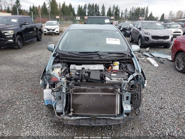 JTDKN3DU1F1967762 Toyota Prius Two