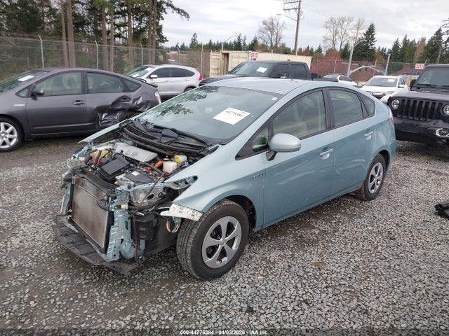 JTDKN3DU1F1967762 Toyota Prius Two