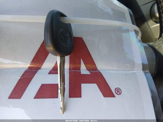 2010 Toyota Camry Se მანქანა იყიდება აუქციონზე, vin: 4T1BF3EK7AU549896, აუქციონის ნომერი: 44775392