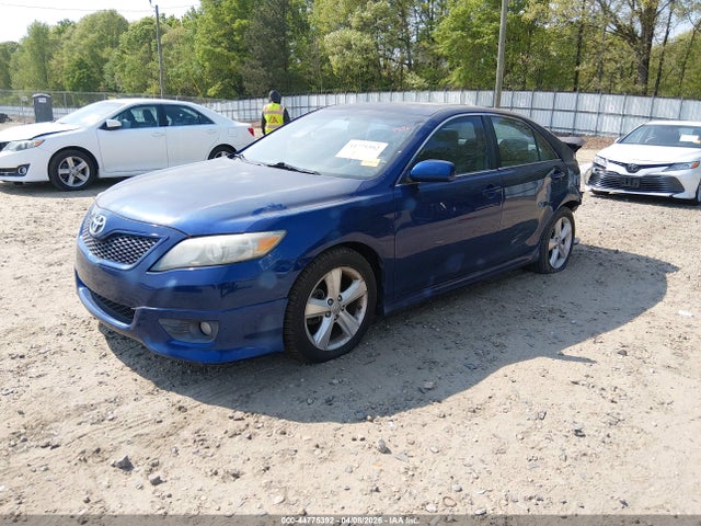 2010 Toyota Camry Se მანქანა იყიდება აუქციონზე, vin: 4T1BF3EK7AU549896, აუქციონის ნომერი: 44775392
