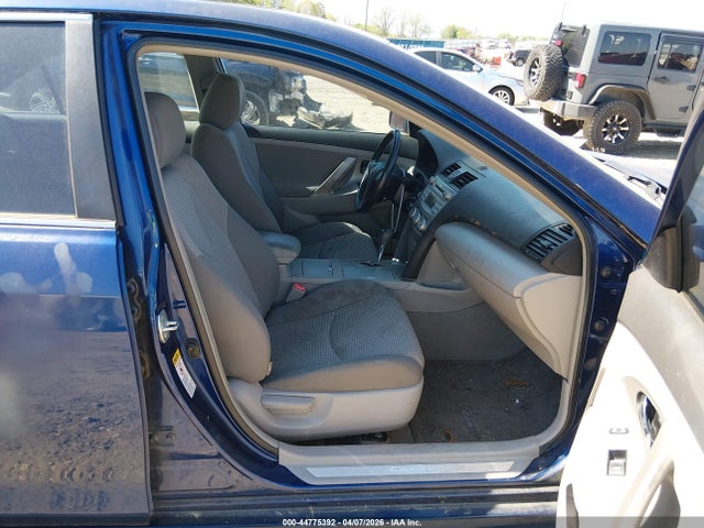 2010 Toyota Camry Se მანქანა იყიდება აუქციონზე, vin: 4T1BF3EK7AU549896, აუქციონის ნომერი: 44775392