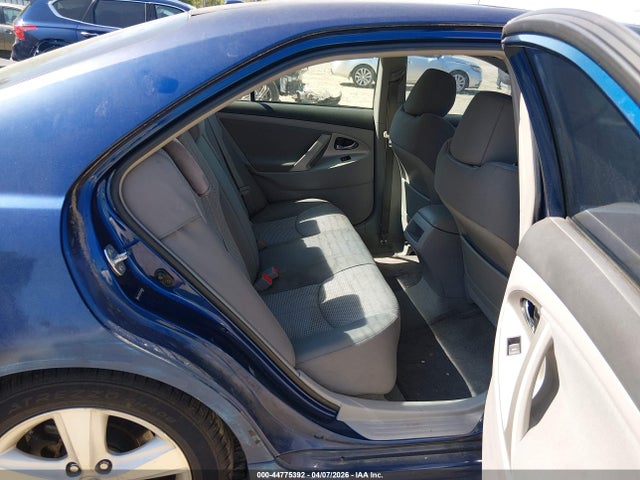 2010 Toyota Camry Se მანქანა იყიდება აუქციონზე, vin: 4T1BF3EK7AU549896, აუქციონის ნომერი: 44775392