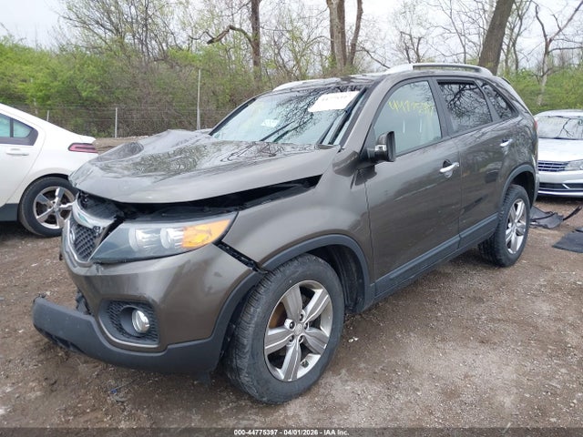 2013 Kia Sorento Ex მანქანა იყიდება აუქციონზე, vin: 5XYKU4A69DG321963, აუქციონის ნომერი: 44775397