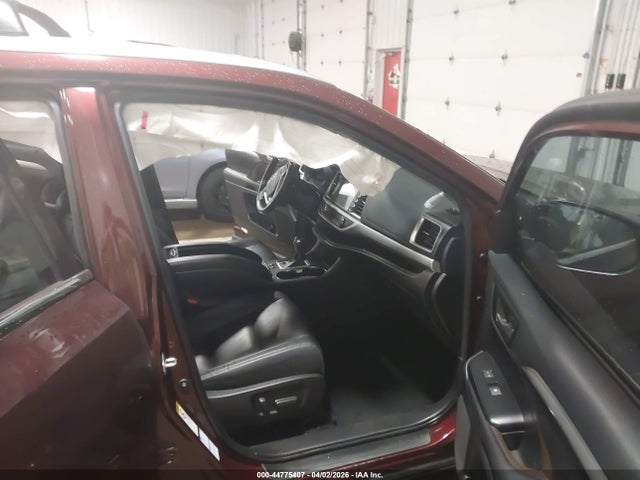 Aukcja sprzedaży 2019 Toyota Highlander Xle, vin: 5TDJZRFH5KS708210, numer aukcji: 44775407