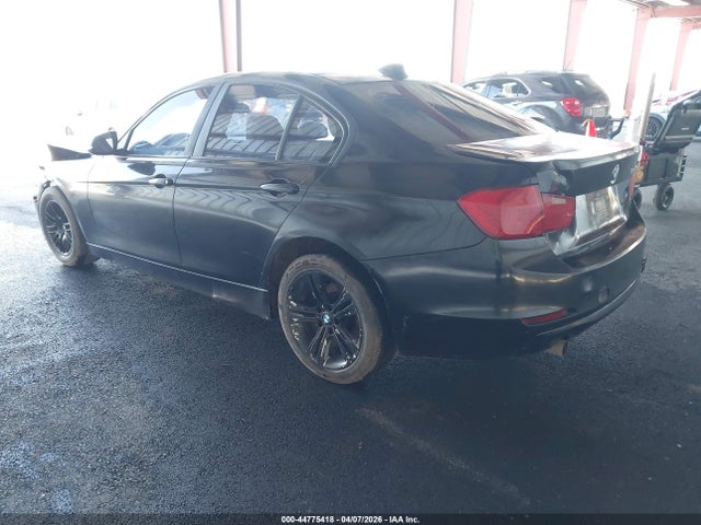 2014 BMW 320I WBA3B1C51EPV79595 Photo 2