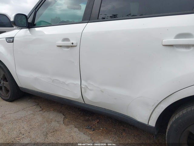 KNDJN2A23H7422624 KIA Soul