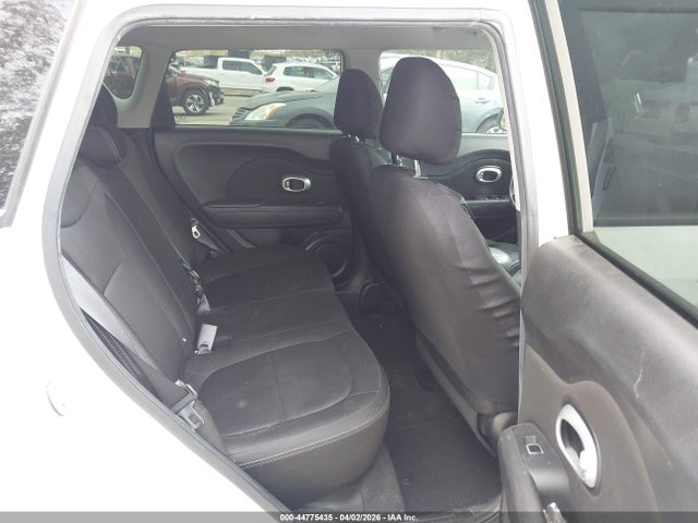 KNDJN2A23H7422624 KIA Soul