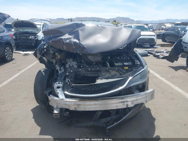 2016 Chrysler 200 Limited მანქანა იყიდება აუქციონზე, vin: 1C3CCCAB2GN154894, აუქციონის ნომერი: 44775446