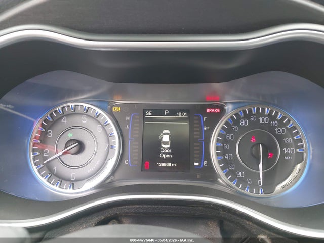 2016 Chrysler 200 Limited მანქანა იყიდება აუქციონზე, vin: 1C3CCCAB2GN154894, აუქციონის ნომერი: 44775446
