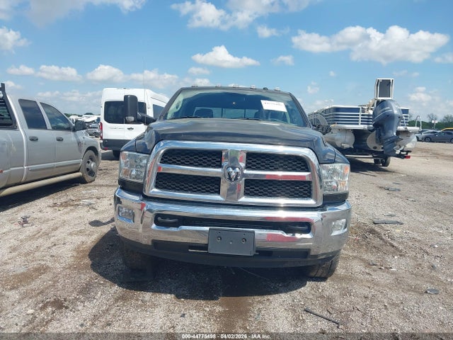 44775498 :رقم المزاد ، 3C6UR5JL9JG366573 vin ، 2018 Ram 2500 Slt  4x4 8' Box مزاد بيع