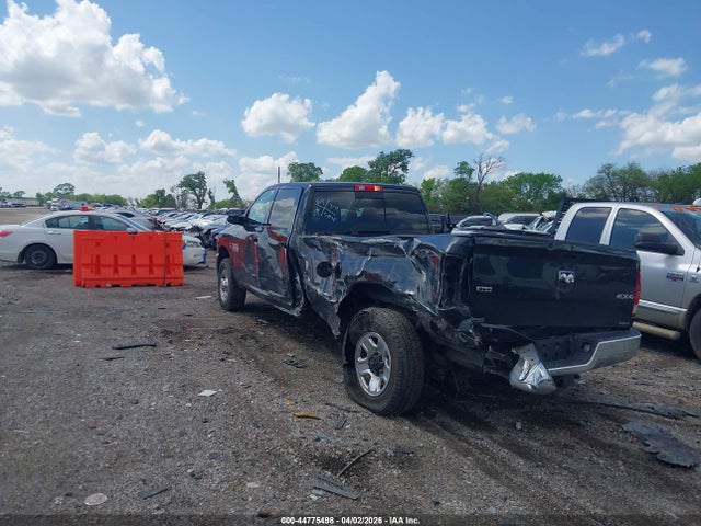 44775498 :رقم المزاد ، 3C6UR5JL9JG366573 vin ، 2018 Ram 2500 Slt  4x4 8' Box مزاد بيع