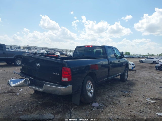 44775498 :رقم المزاد ، 3C6UR5JL9JG366573 vin ، 2018 Ram 2500 Slt  4x4 8' Box مزاد بيع