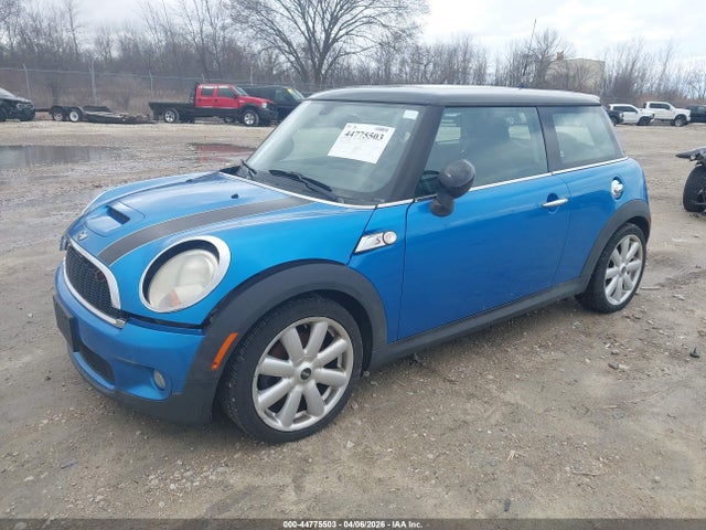 2009 MINI COOPER S WMWMF73549TT94644 Photo 1