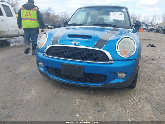 2009 MINI COOPER S WMWMF73549TT94644 Photo 5