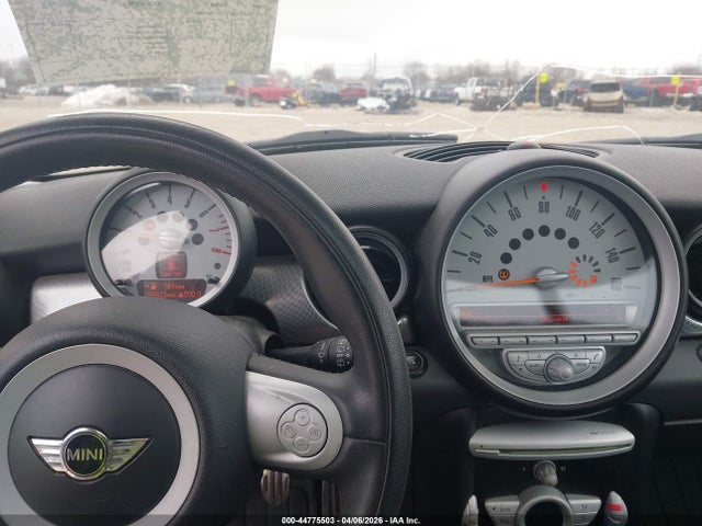 2009 MINI COOPER S WMWMF73549TT94644 Photo 6