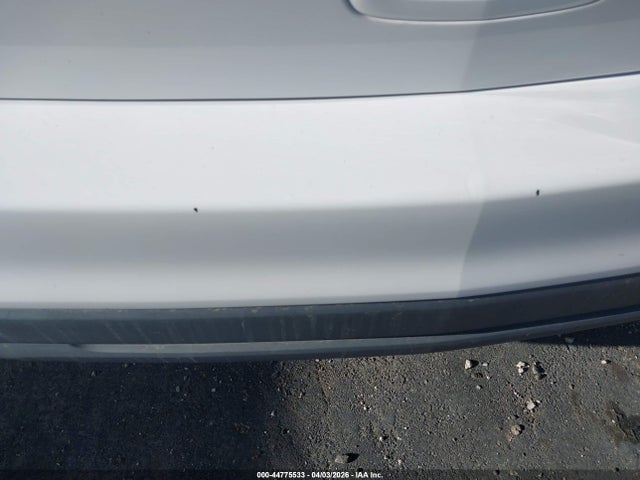 3GNCJKSB7HL269879 Chevrolet TRAX LS