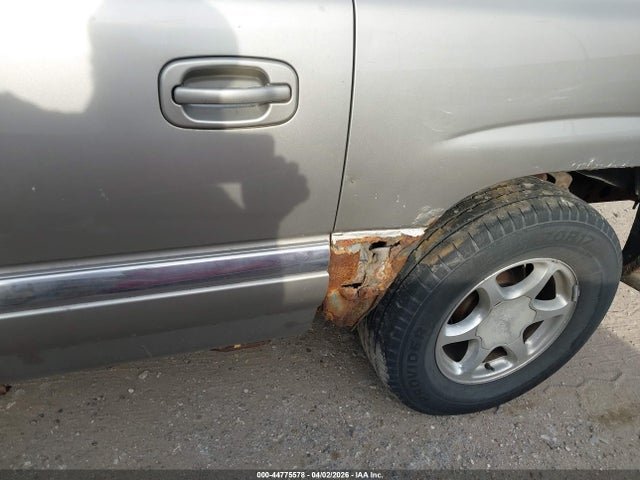 Aukcja sprzedaży 2000 Gmc Yukon Xl 1500 Slt, vin: 3GKFK16T1YG130585, numer aukcji: 44775578