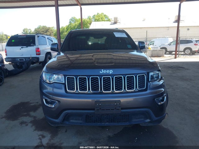 1C4RJEAG3HC928196 Jeep Grand Cherokee Laredo 4x2