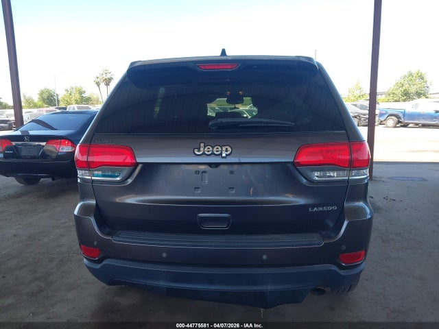 1C4RJEAG3HC928196 Jeep Grand Cherokee Laredo 4x2
