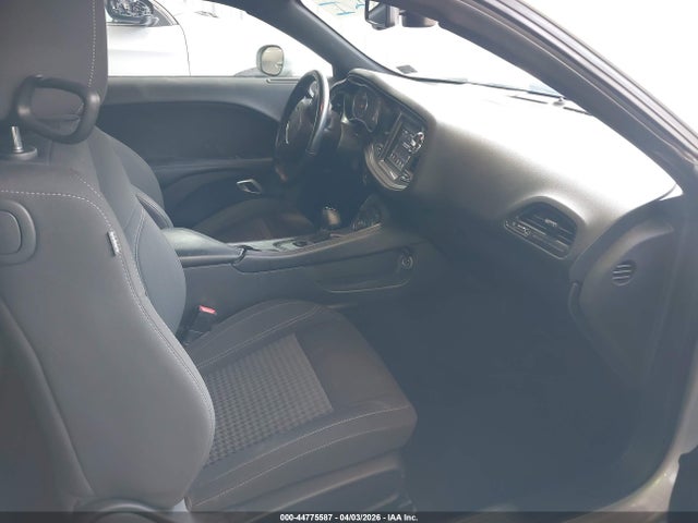 2023 Dodge Challenger Sxt მანქანა იყიდება აუქციონზე, vin: 2C3CDZAG6PH525687, აუქციონის ნომერი: 44775587