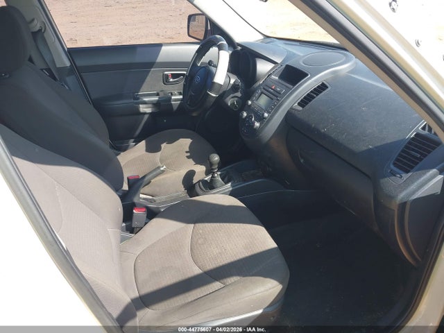 44775607 :رقم المزاد ، KNDJT2A54C7424746 vin ، 2012 Kia Soul مزاد بيع