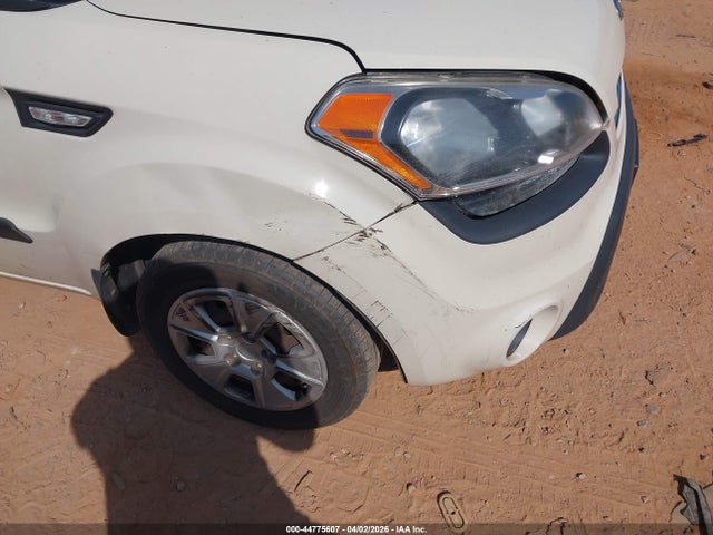44775607 :رقم المزاد ، KNDJT2A54C7424746 vin ، 2012 Kia Soul مزاد بيع