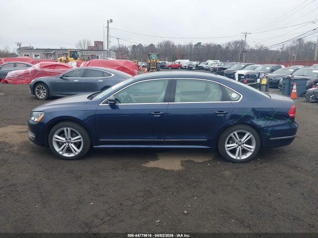 Продаж на аукціоні авто 2014 Volkswagen Passat 2.0l Tdi Sel Premium, vin: 1VWCN7A37EC060179, номер лоту: 44775616