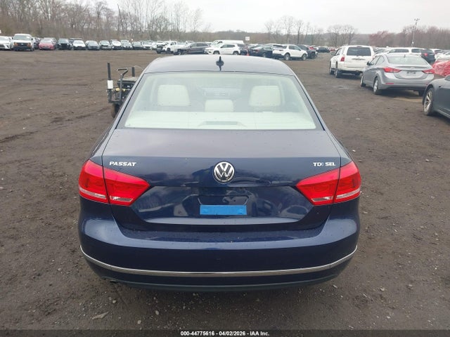 Продаж на аукціоні авто 2014 Volkswagen Passat 2.0l Tdi Sel Premium, vin: 1VWCN7A37EC060179, номер лоту: 44775616
