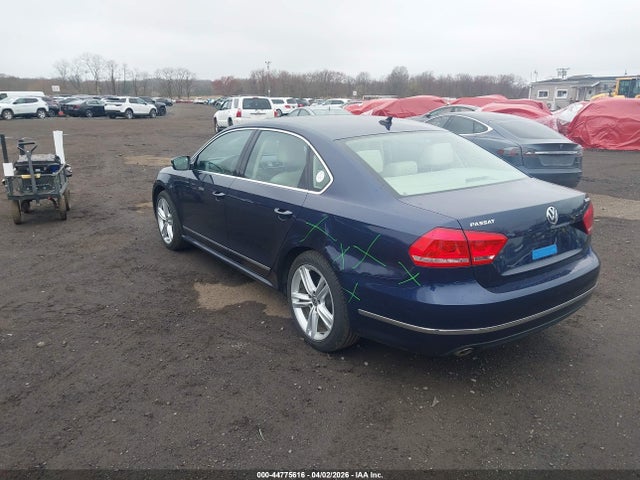 Продаж на аукціоні авто 2014 Volkswagen Passat 2.0l Tdi Sel Premium, vin: 1VWCN7A37EC060179, номер лоту: 44775616
