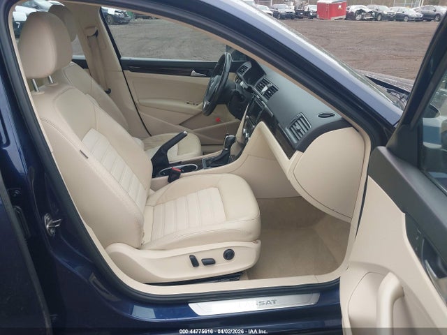 Продаж на аукціоні авто 2014 Volkswagen Passat 2.0l Tdi Sel Premium, vin: 1VWCN7A37EC060179, номер лоту: 44775616