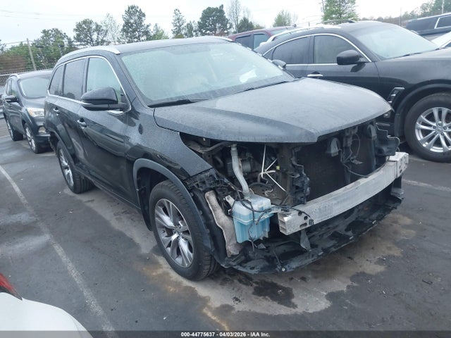 2015 Toyota Highlander Xle V6 მანქანა იყიდება აუქციონზე, vin: 5TDJKRFH6FS222287, აუქციონის ნომერი: 44775637