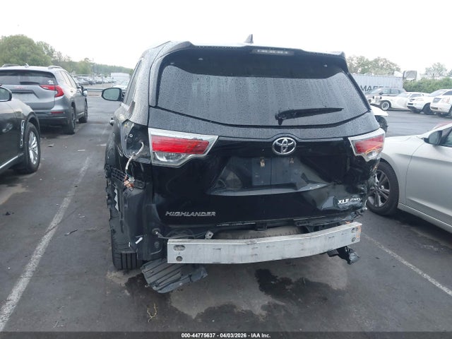 2015 Toyota Highlander Xle V6 მანქანა იყიდება აუქციონზე, vin: 5TDJKRFH6FS222287, აუქციონის ნომერი: 44775637