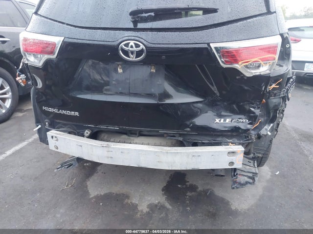 2015 Toyota Highlander Xle V6 მანქანა იყიდება აუქციონზე, vin: 5TDJKRFH6FS222287, აუქციონის ნომერი: 44775637