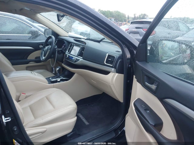 2015 Toyota Highlander Xle V6 მანქანა იყიდება აუქციონზე, vin: 5TDJKRFH6FS222287, აუქციონის ნომერი: 44775637