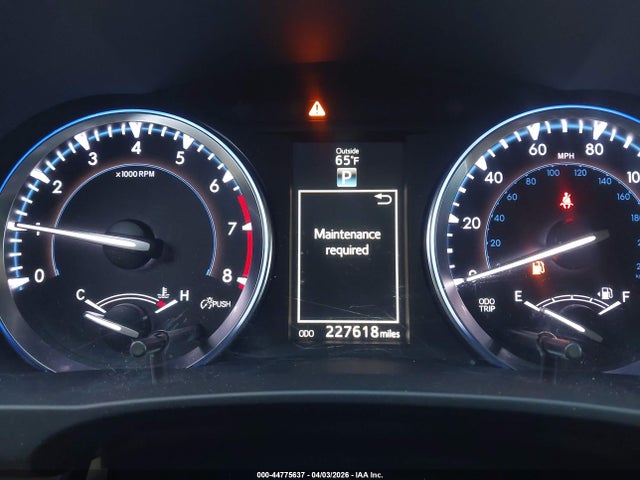 2015 Toyota Highlander Xle V6 მანქანა იყიდება აუქციონზე, vin: 5TDJKRFH6FS222287, აუქციონის ნომერი: 44775637