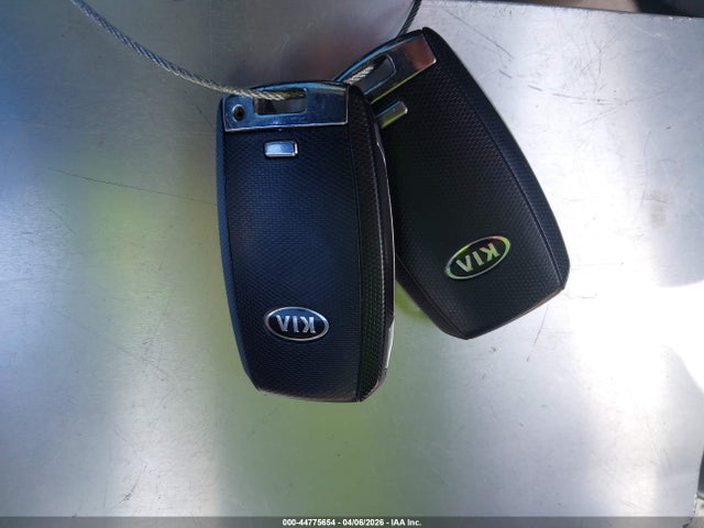 2019 KIA OPTIMA 5XXGT4L31KG297252 Photo 10