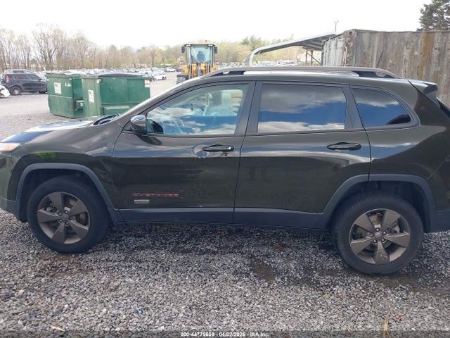 44775658 :رقم المزاد ، 1C4PJMCB3GW303975 vin ، 2016 Jeep Cherokee 75th Anniversary مزاد بيع