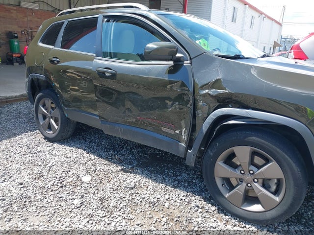44775658 :رقم المزاد ، 1C4PJMCB3GW303975 vin ، 2016 Jeep Cherokee 75th Anniversary مزاد بيع