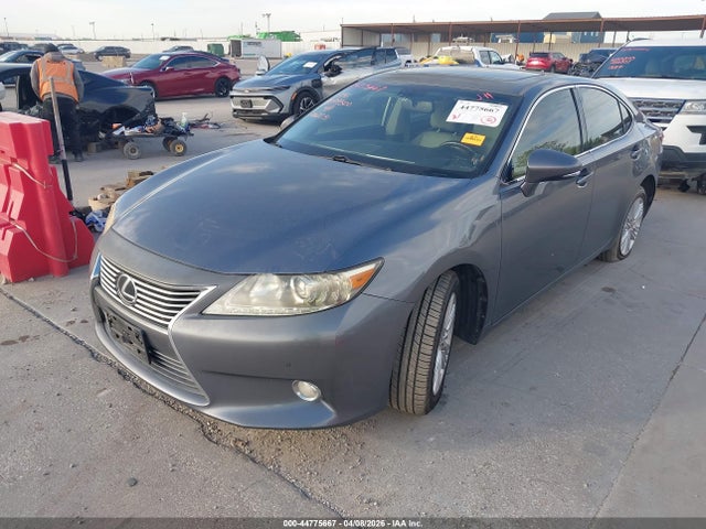 2013 Lexus Es 350 მანქანა იყიდება აუქციონზე, vin: JTHBK1GG4D2068631, აუქციონის ნომერი: 44775667