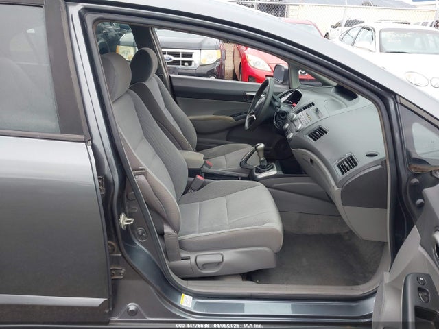 44775689 :رقم المزاد ، 19XFA1E52AE039635 vin ، 2010 Honda Civic Lx مزاد بيع