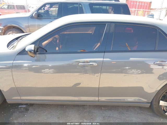 44775697 :رقم المزاد ، 2C3CCAAG1KH570274 vin ، 2019 Chrysler 300 Touring مزاد بيع
