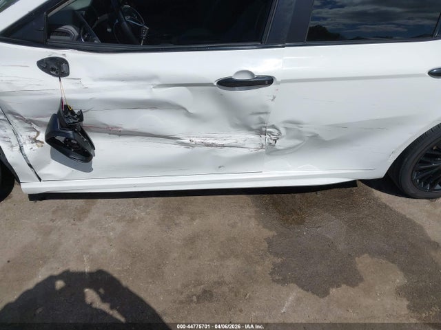 2021 Toyota Camry Se Nightshade Edition Awd მანქანა იყიდება აუქციონზე, vin: 4T1G11BK7MU026685, აუქციონის ნომერი: 44775701