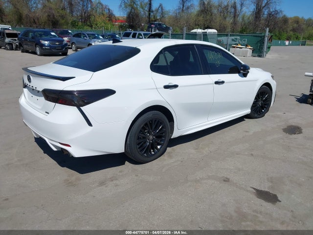 2021 Toyota Camry Se Nightshade Edition Awd მანქანა იყიდება აუქციონზე, vin: 4T1G11BK7MU026685, აუქციონის ნომერი: 44775701