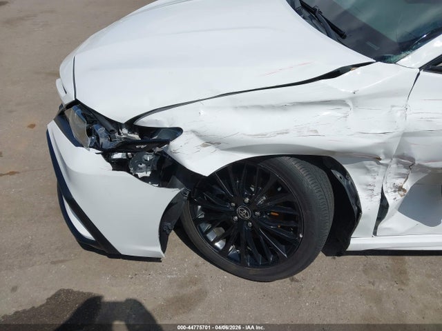 2021 Toyota Camry Se Nightshade Edition Awd მანქანა იყიდება აუქციონზე, vin: 4T1G11BK7MU026685, აუქციონის ნომერი: 44775701