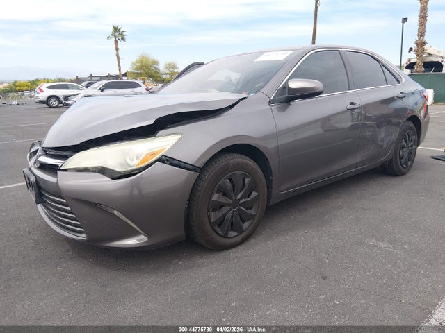 Toyota CAMRY LE 2015 4T1BF1FK8FU474345 Image 2