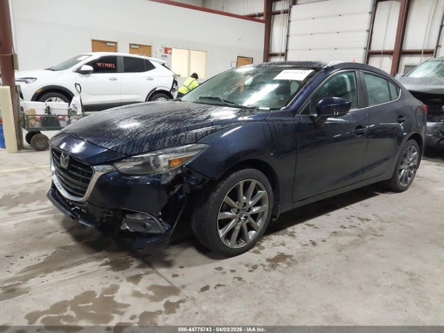 44775743 :رقم المزاد ، 3MZBN1W38JM202971 vin ، 2018 Mazda Mazda3 Grand Touring مزاد بيع