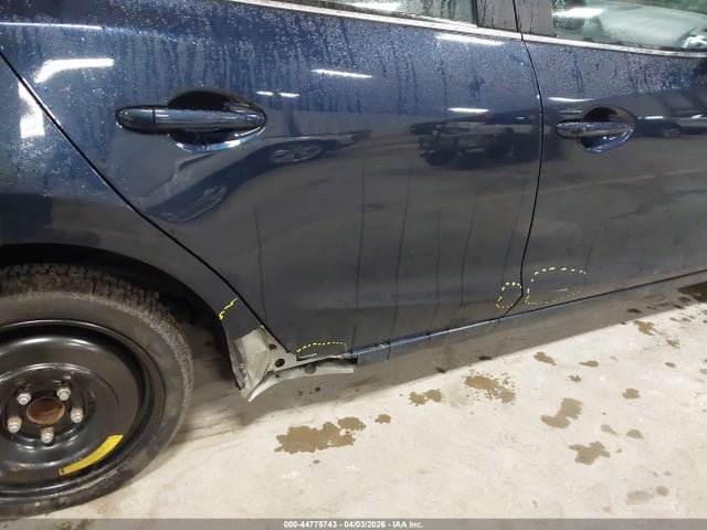 44775743 :رقم المزاد ، 3MZBN1W38JM202971 vin ، 2018 Mazda Mazda3 Grand Touring مزاد بيع