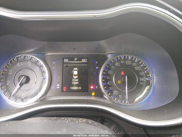 Продажа на аукционе авто 2015 Chrysler 200 Limited, vin: 1C3CCCAB5FN606867, номер лота: 44775745