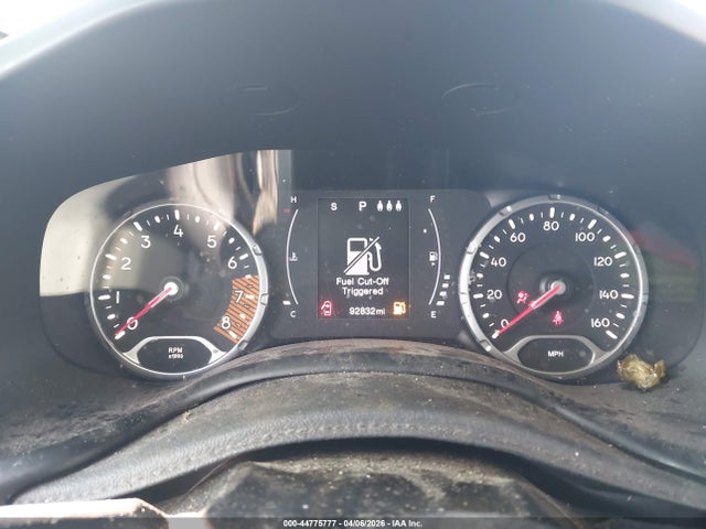 44775777 :رقم المزاد ، ZACNJBABXKPK33957 vin ، 2019 Jeep Renegade Sport 4x4 مزاد بيع